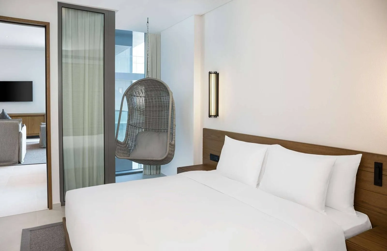 Radisson Beach Resort Palm Jumeirah 4*