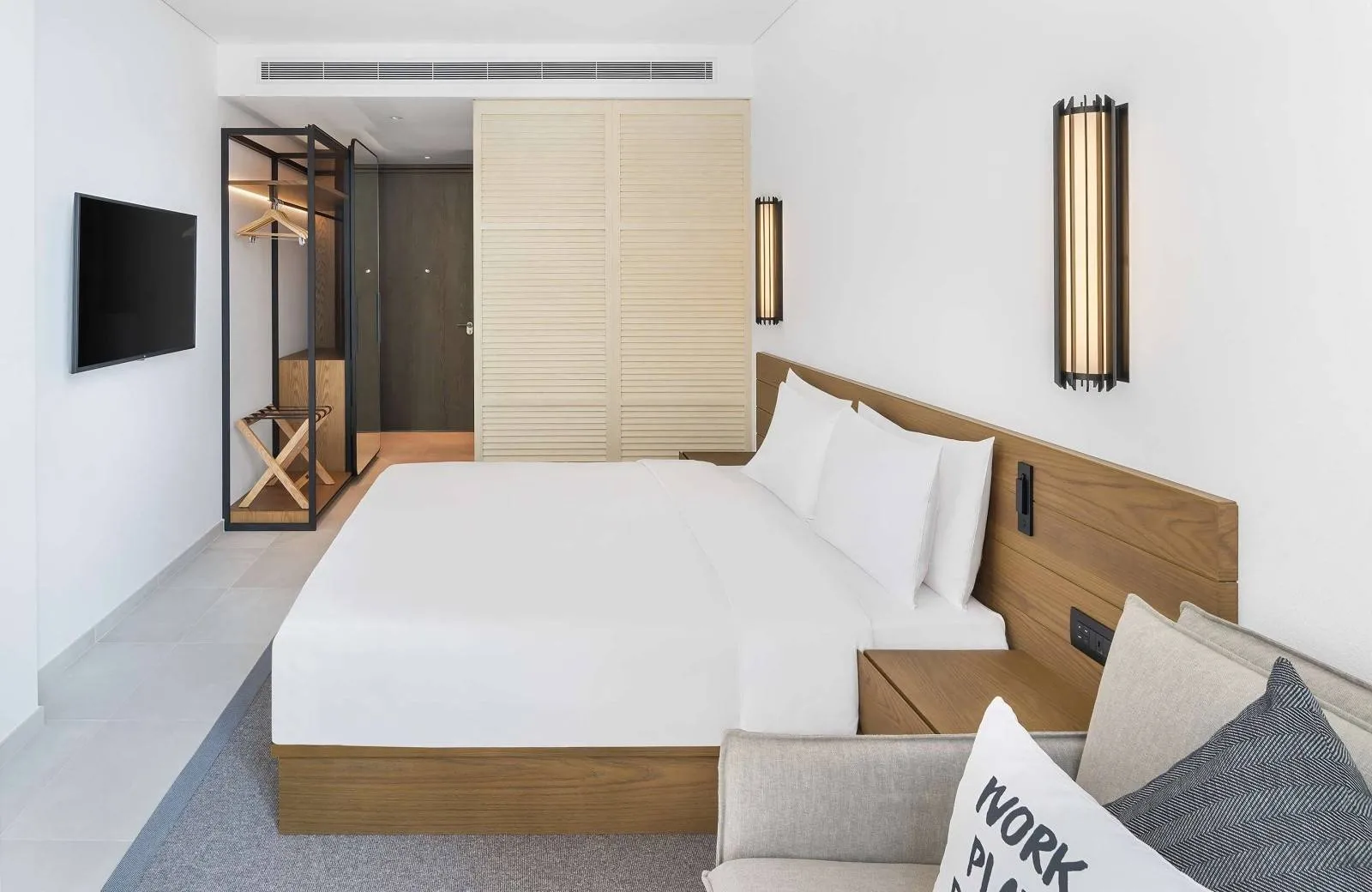 Radisson Beach Resort Palm Jumeirah 4*