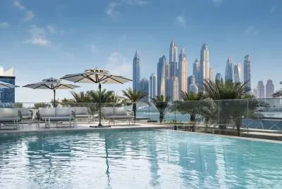 Radisson Beach Resort Palm Jumeirah 4*