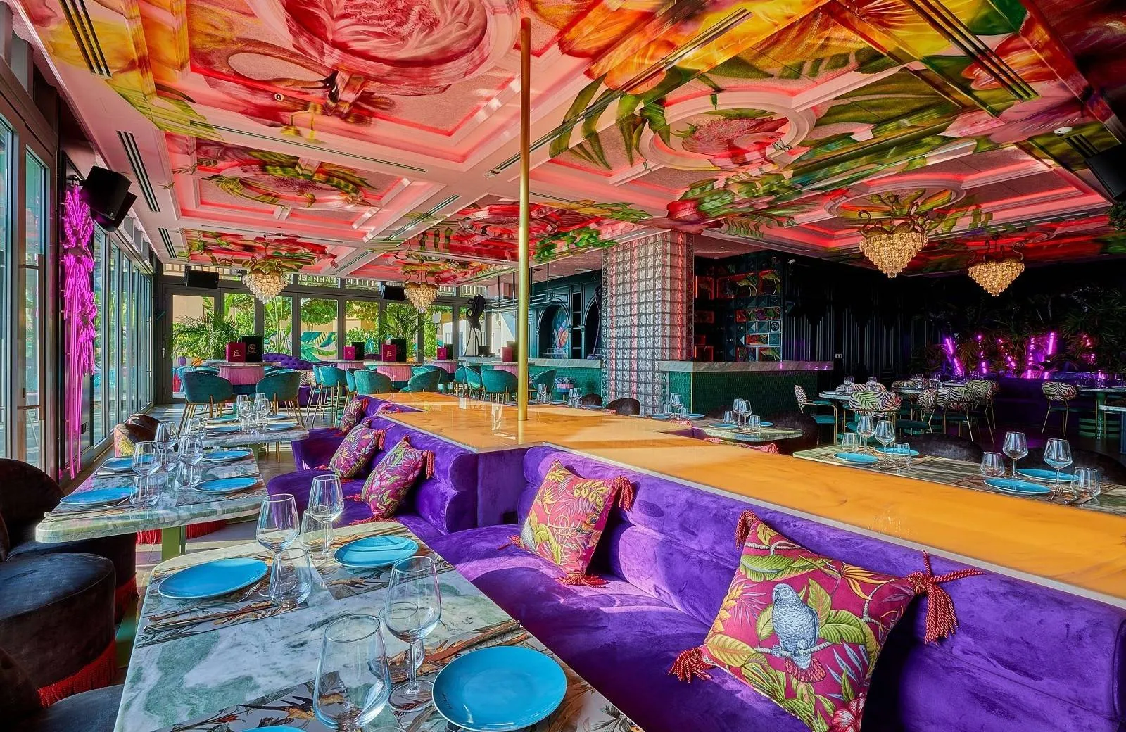 Radisson Beach Resort Palm Jumeirah 4*