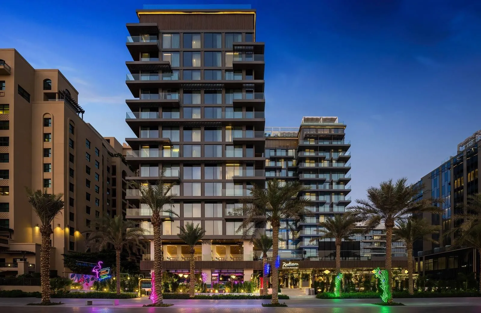 Radisson Beach Resort Palm Jumeirah 4*