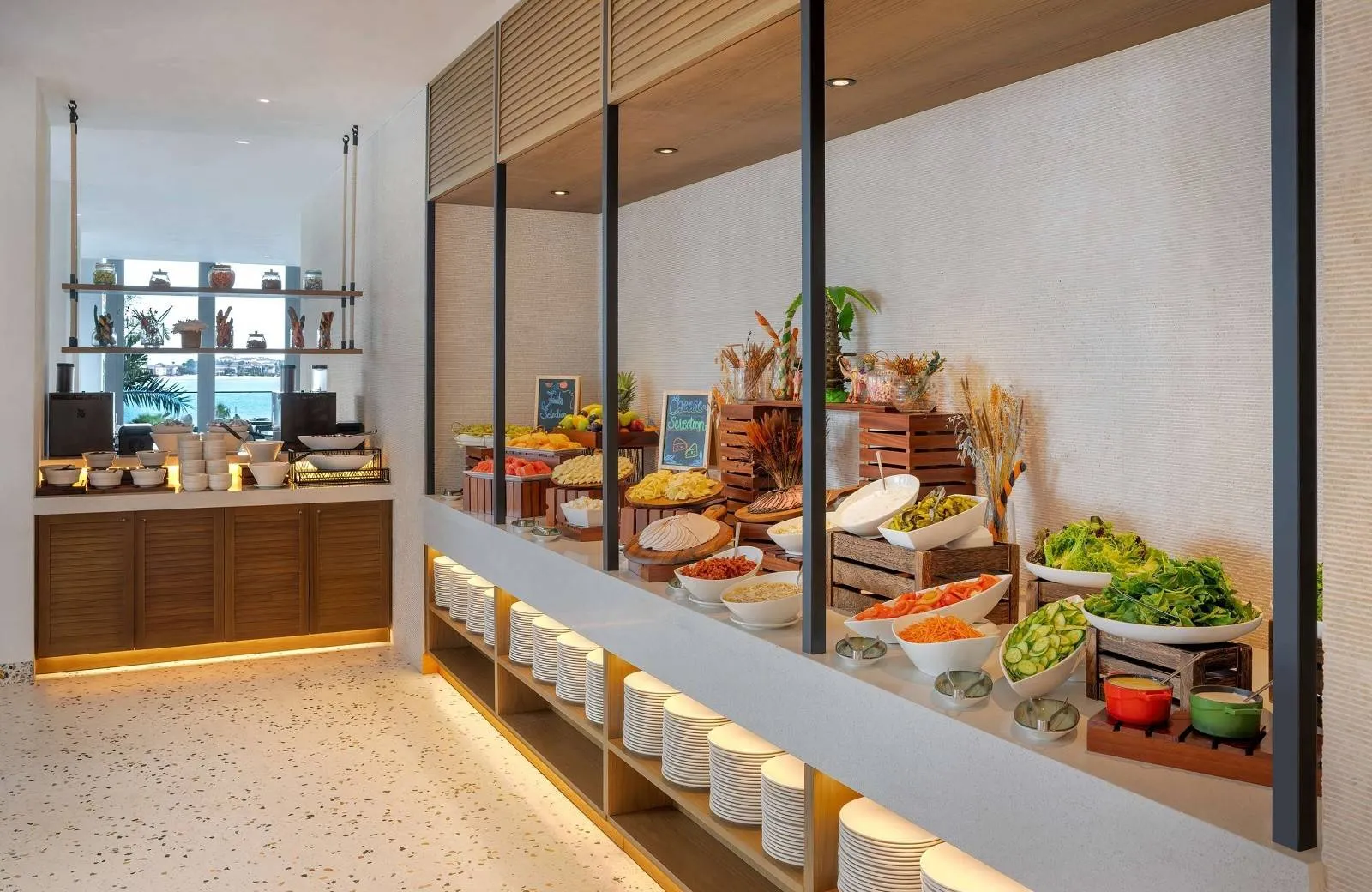 Radisson Beach Resort Palm Jumeirah 4*