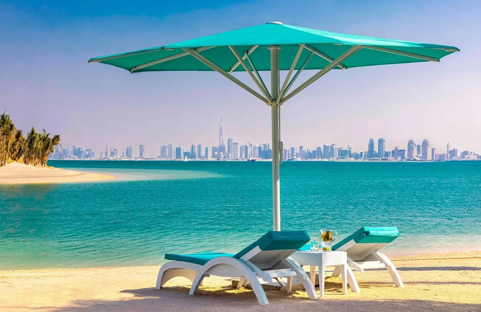 Anantara World Islands Dubai Resort 5*
