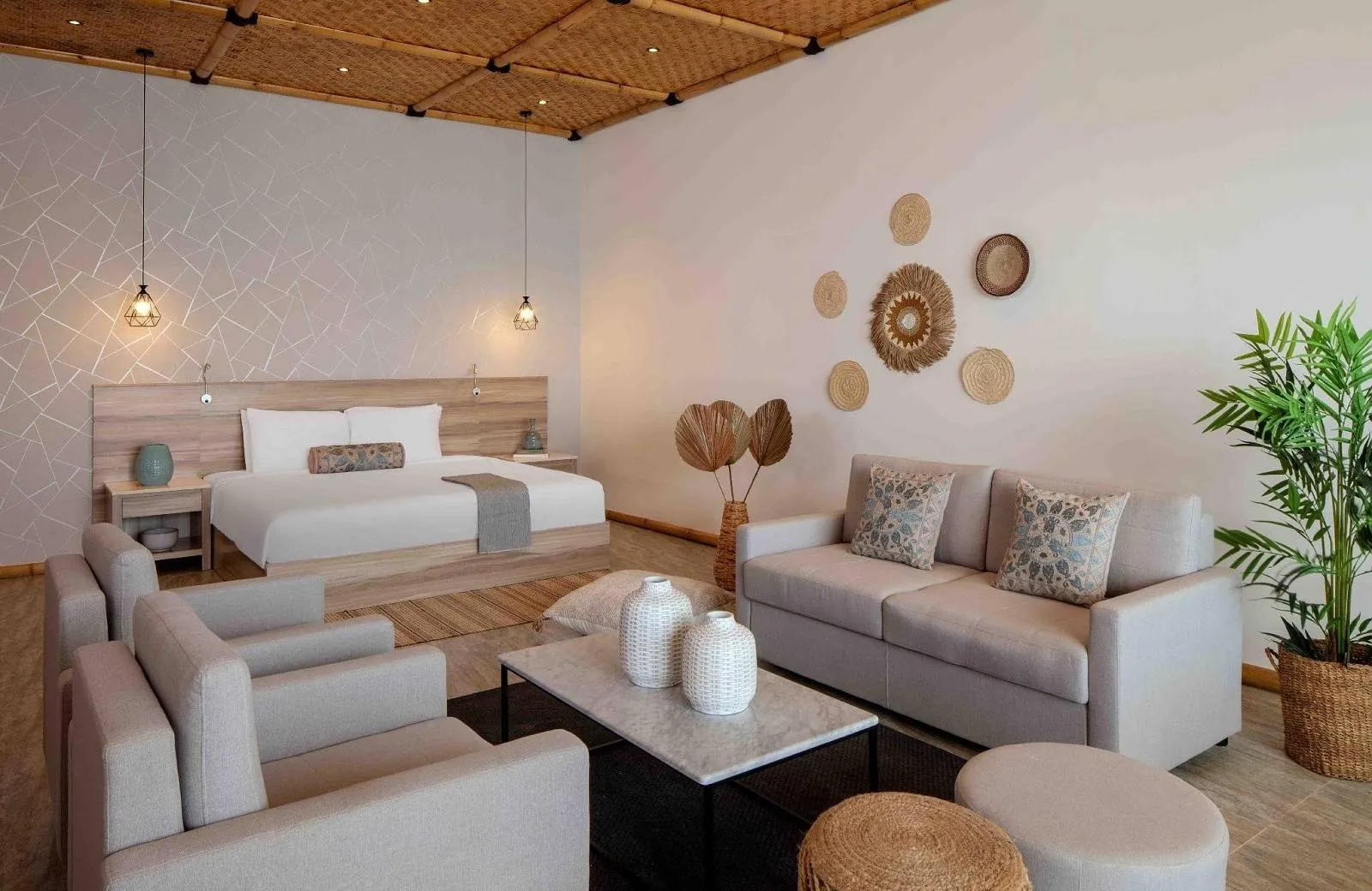 Anantara World Islands Dubai Resort 5*