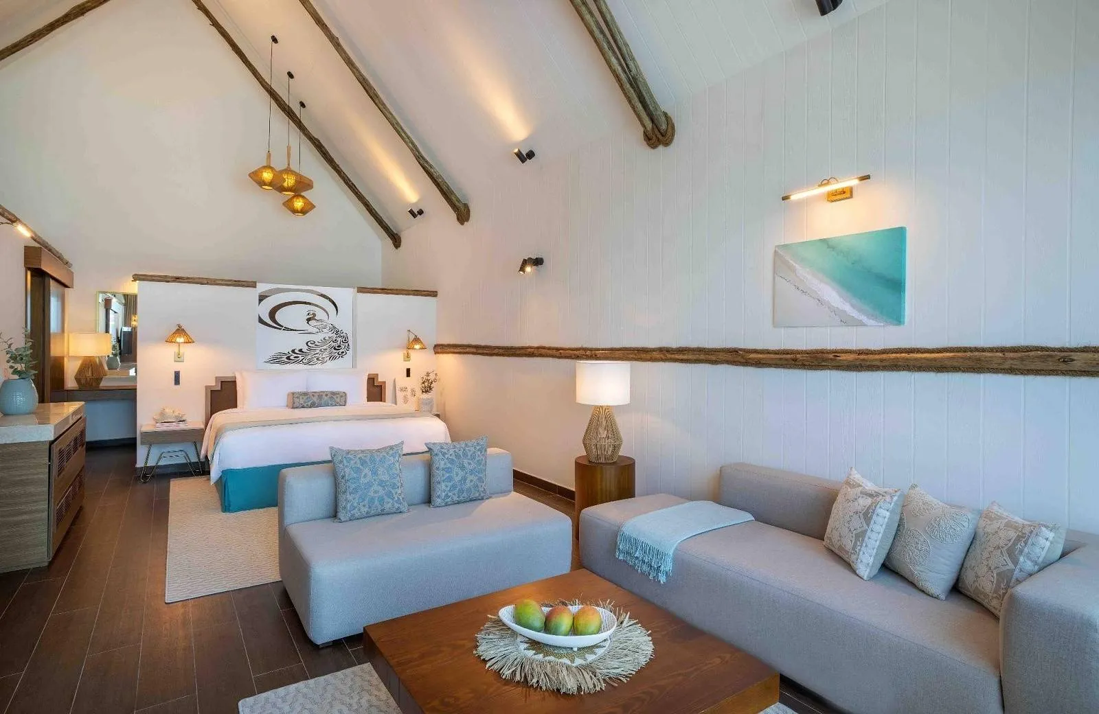 Anantara World Islands Dubai Resort 5*