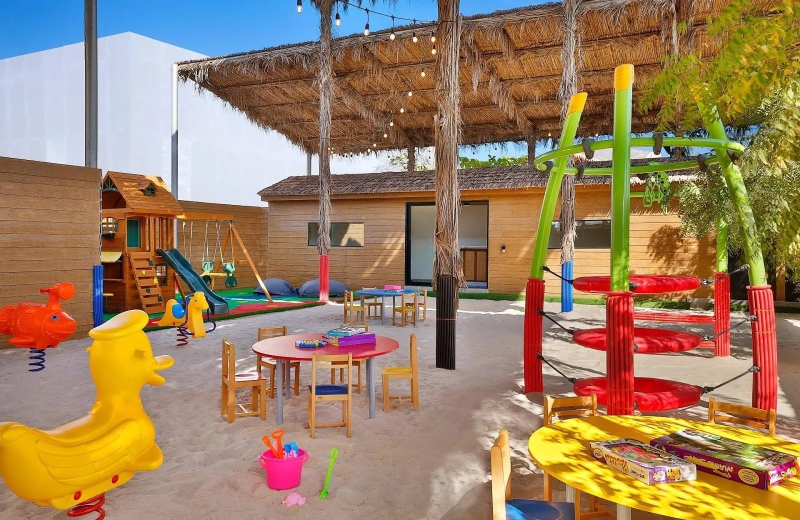 Anantara World Islands Dubai Resort 5*