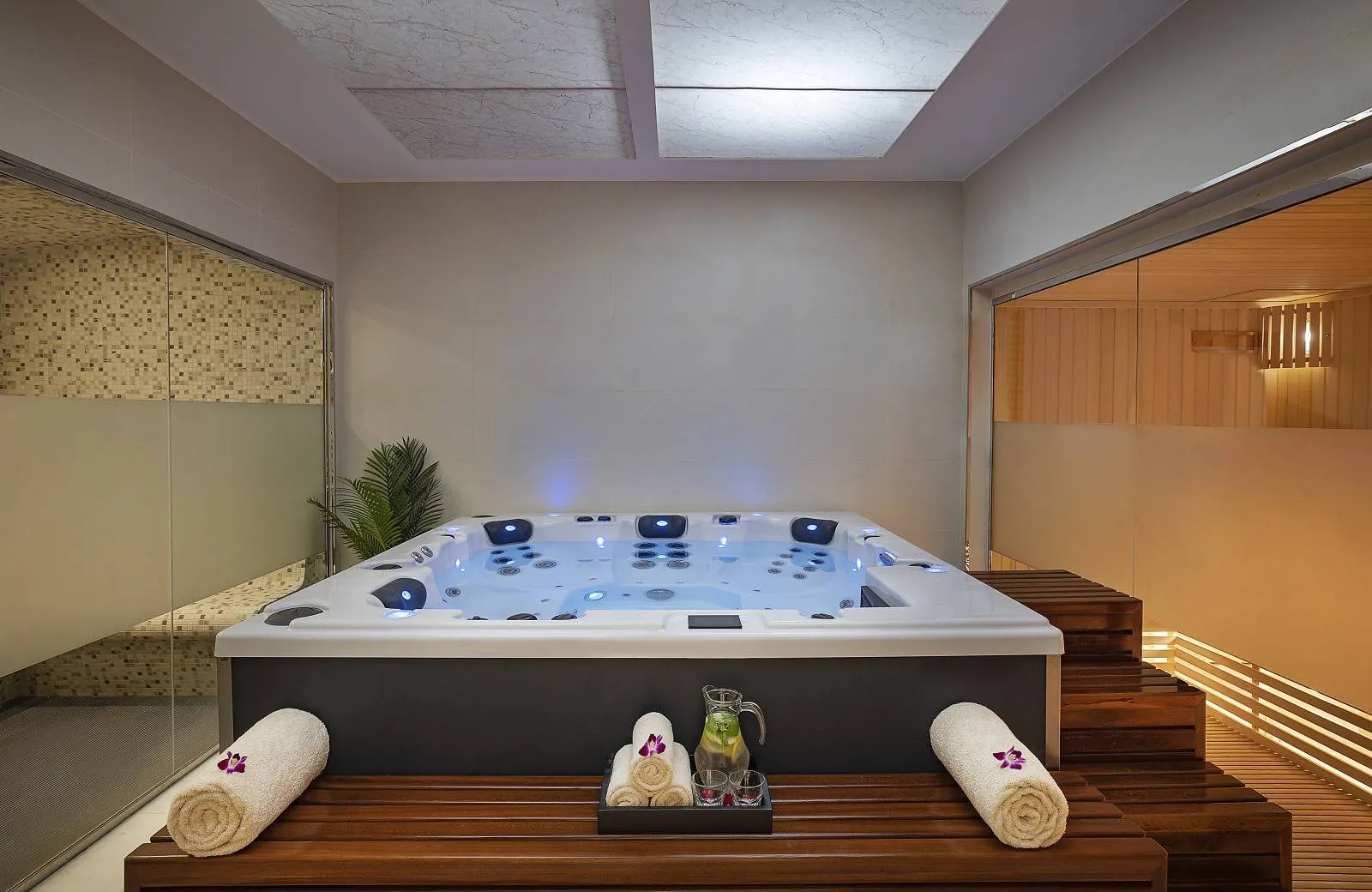 Anantara World Islands Dubai Resort 5*