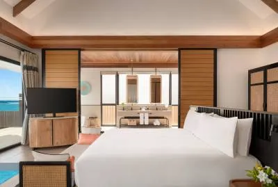 Hilton Maldives Amingiri Resort & Spa 5*