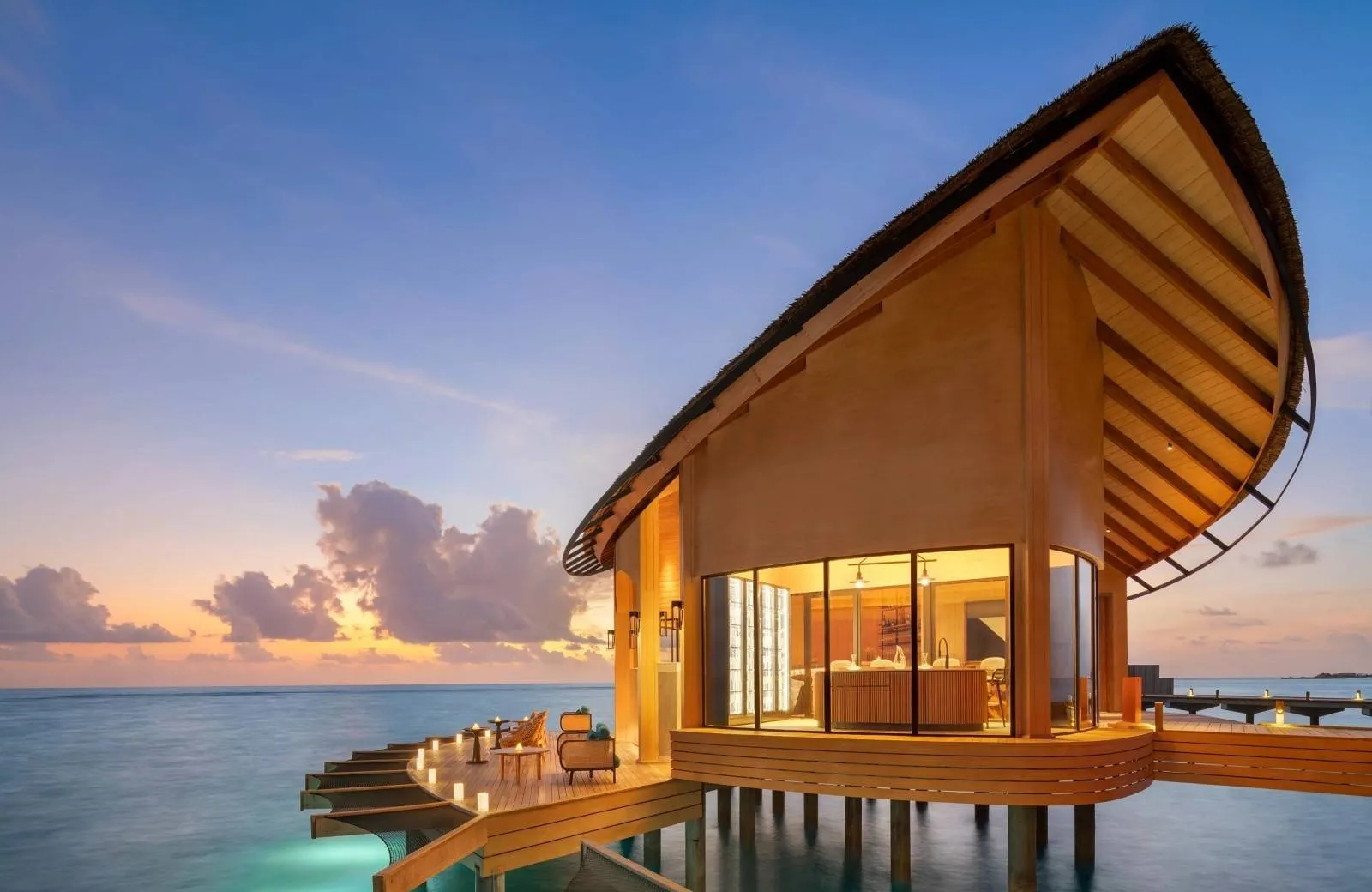 Hilton Maldives Amingiri Resort & Spa 5*