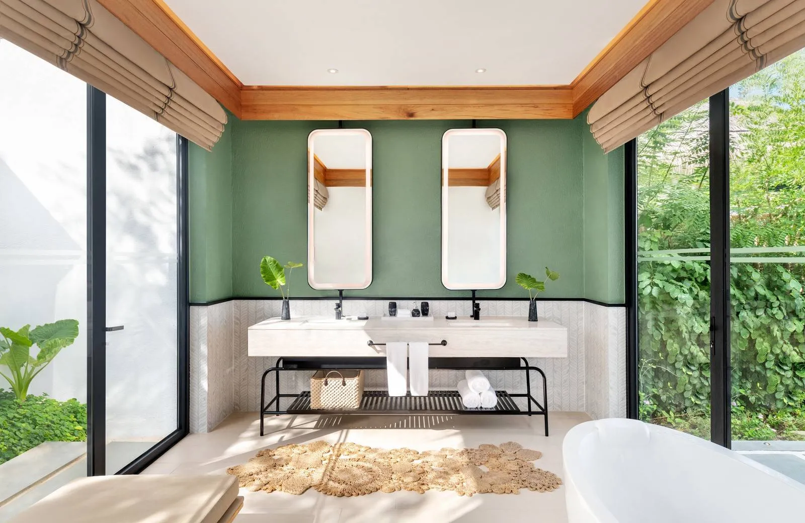 Hilton Maldives Amingiri Resort & Spa 5*