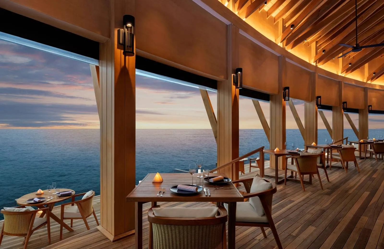 Hilton Maldives Amingiri Resort & Spa 5*