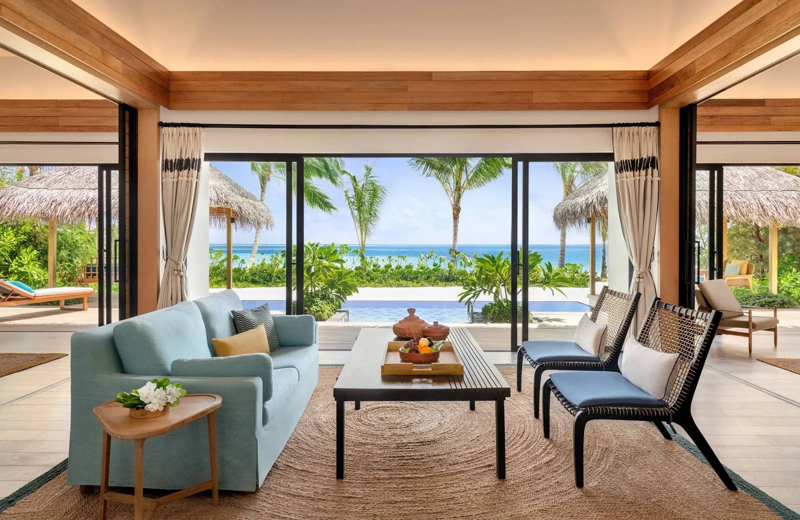 Hilton Maldives Amingiri Resort & Spa 5*