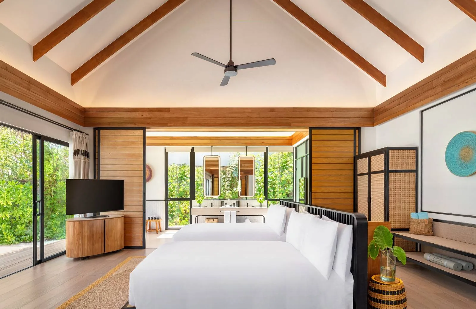 Hilton Maldives Amingiri Resort & Spa 5*