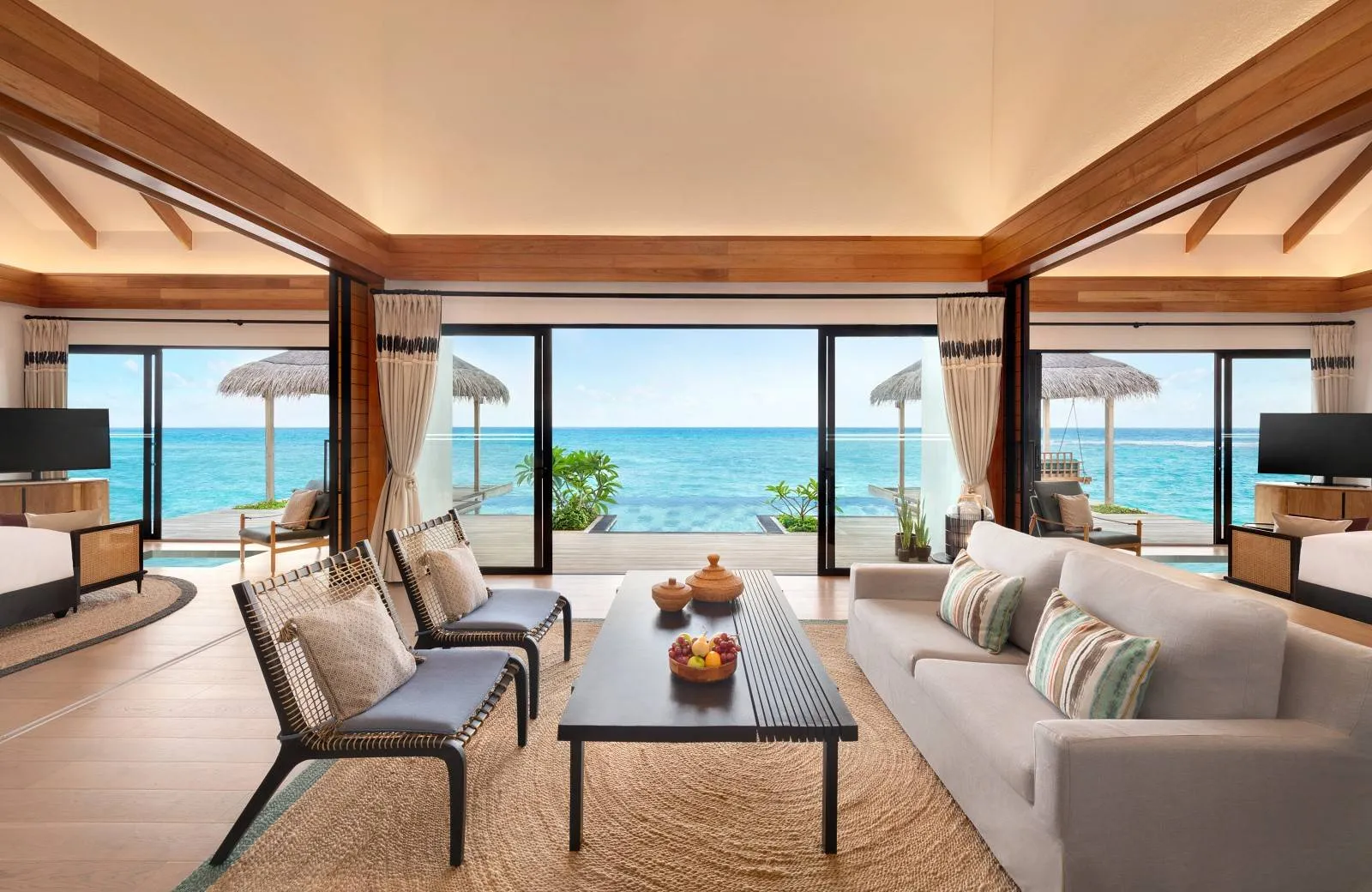 Hilton Maldives Amingiri Resort & Spa 5*