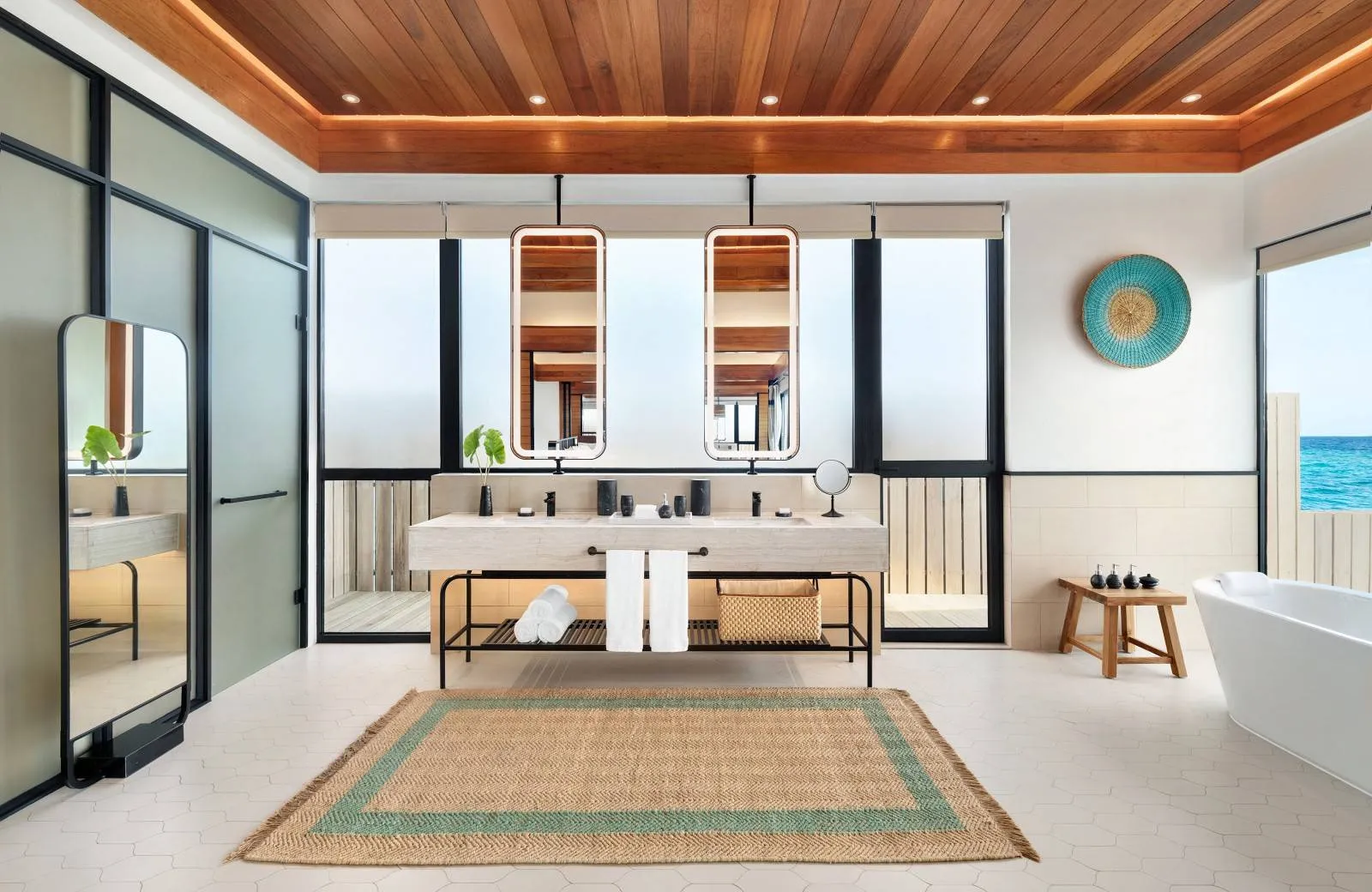 Hilton Maldives Amingiri Resort & Spa 5*