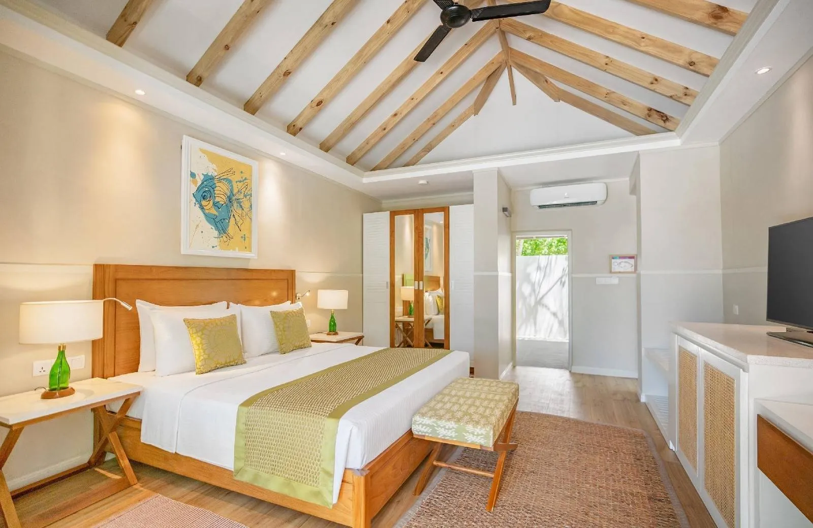 Ellaidhoo Maldives by Cinnamon 4*