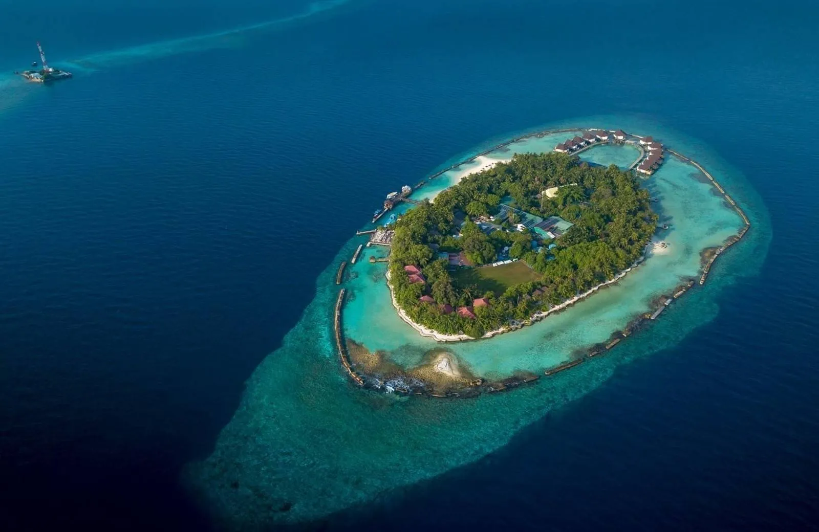 Ellaidhoo Maldives by Cinnamon 4*