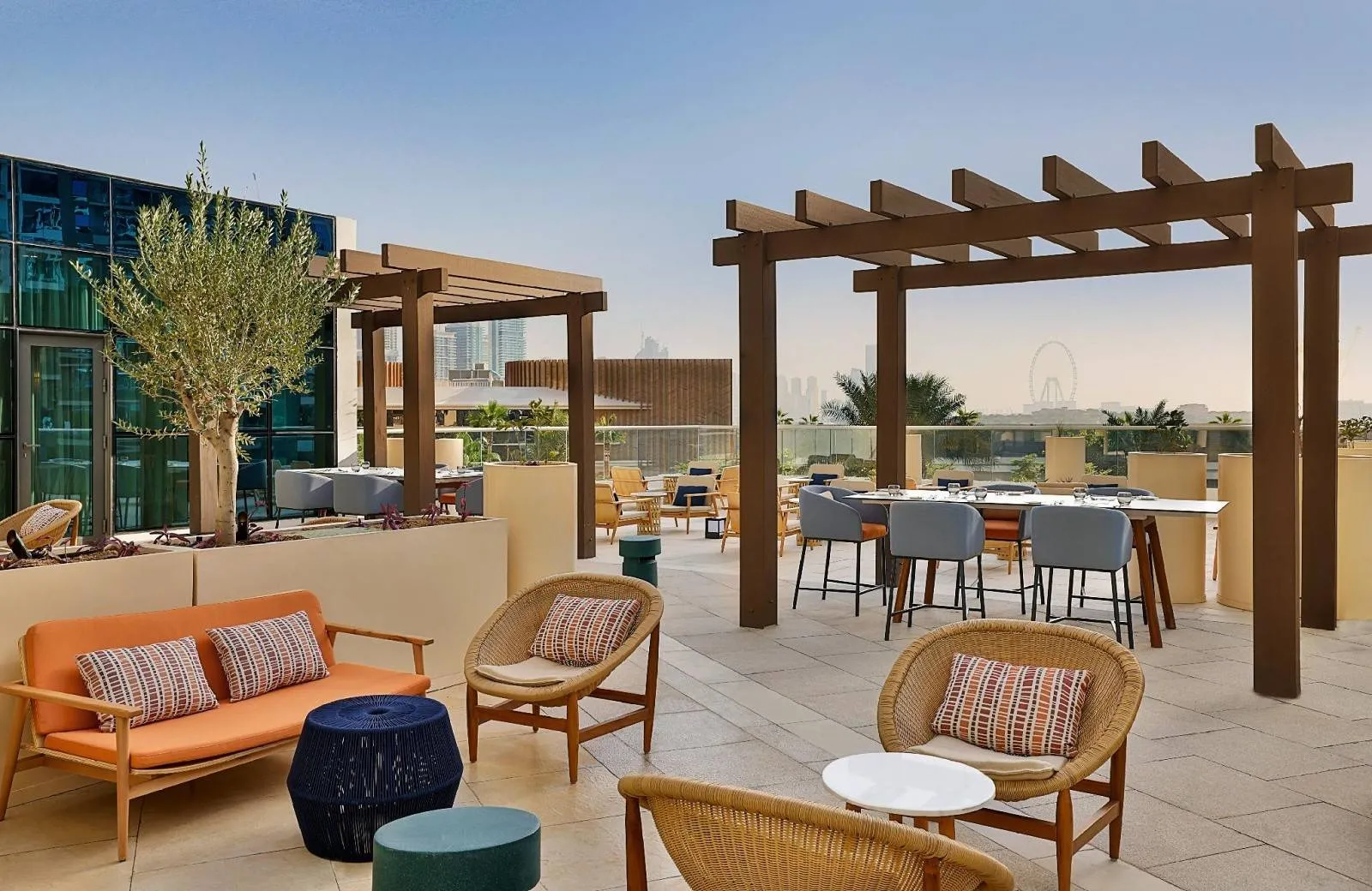 NH Collection Dubai The Palm 4*