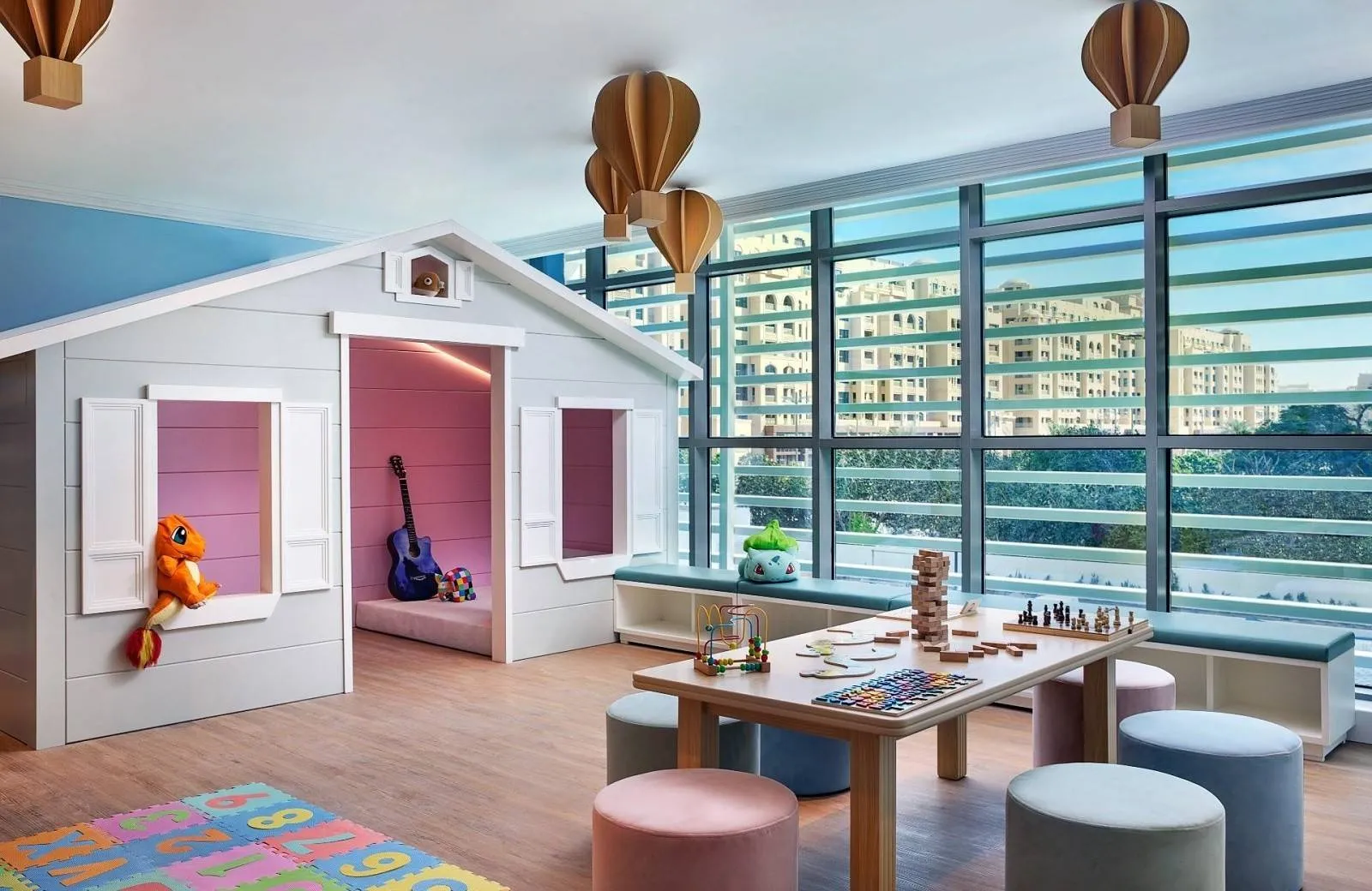 NH Collection Dubai The Palm 4*