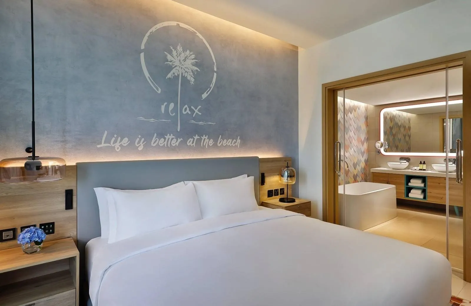 NH Collection Dubai The Palm 4*