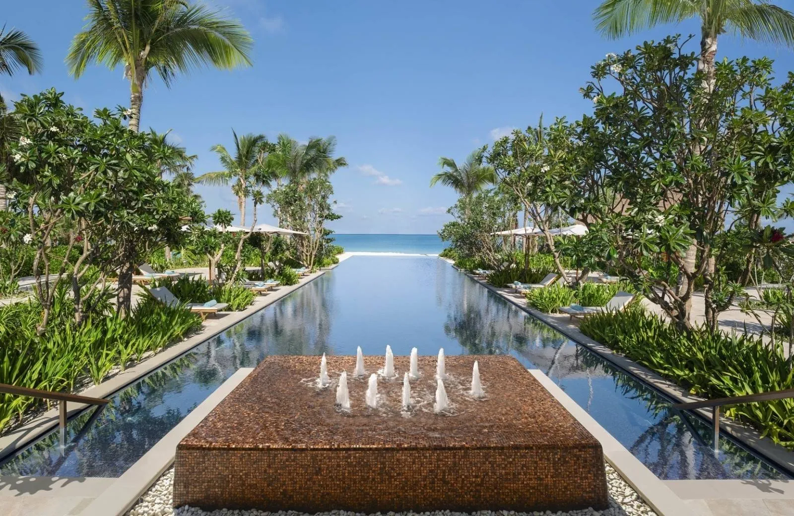 Waldorf Astoria Maldives Ithaafushi 5*