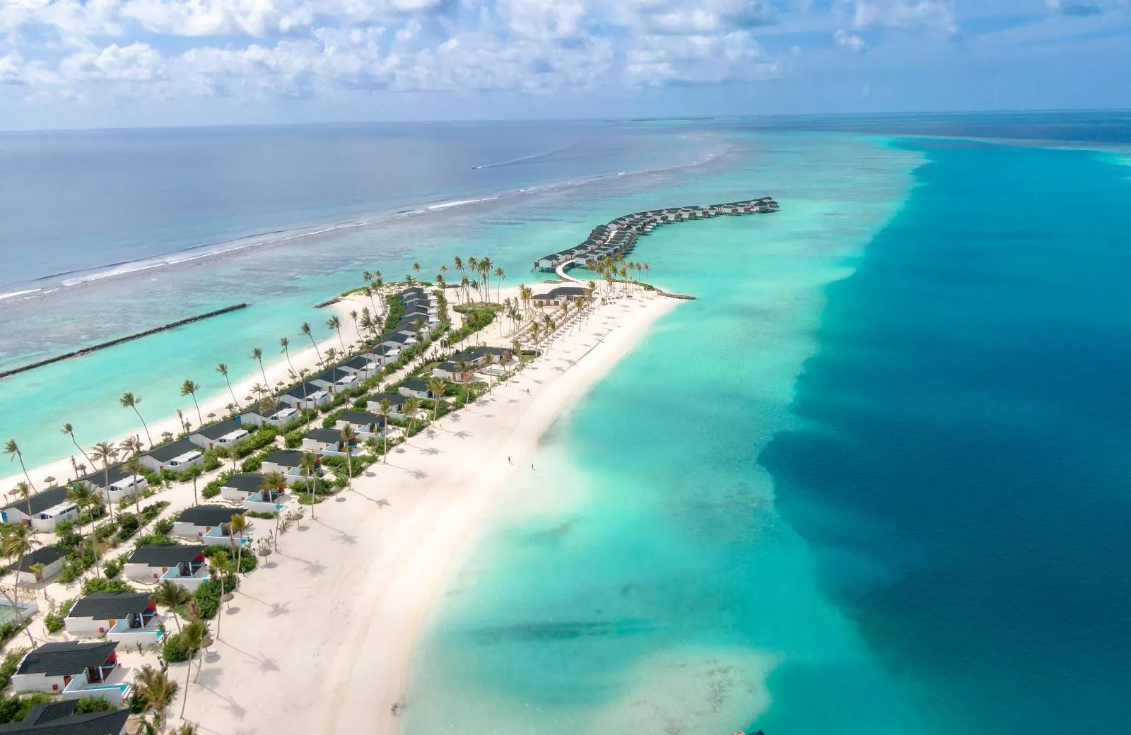 Joy Island Maldives 5*