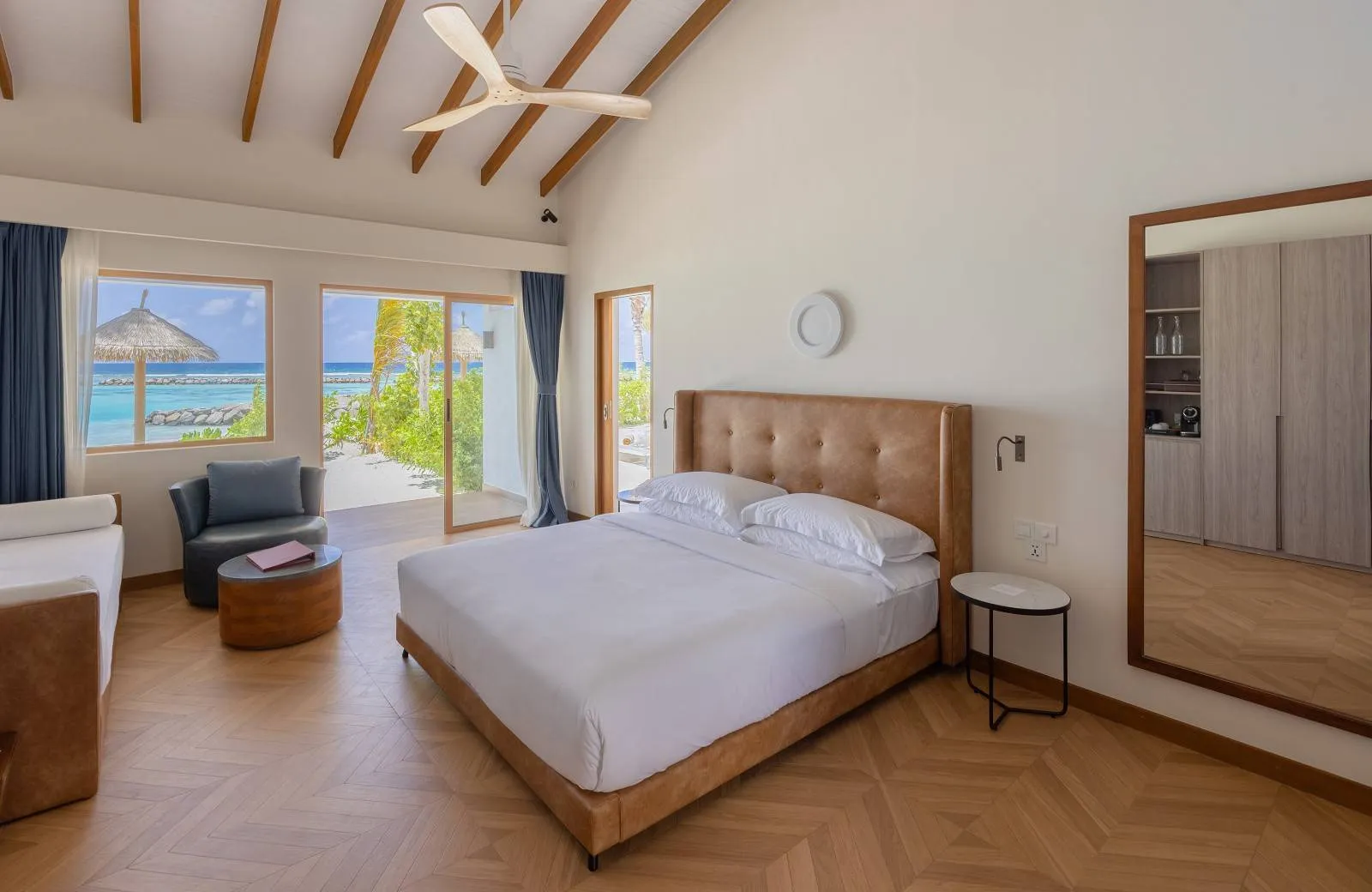 Joy Island Maldives 5*