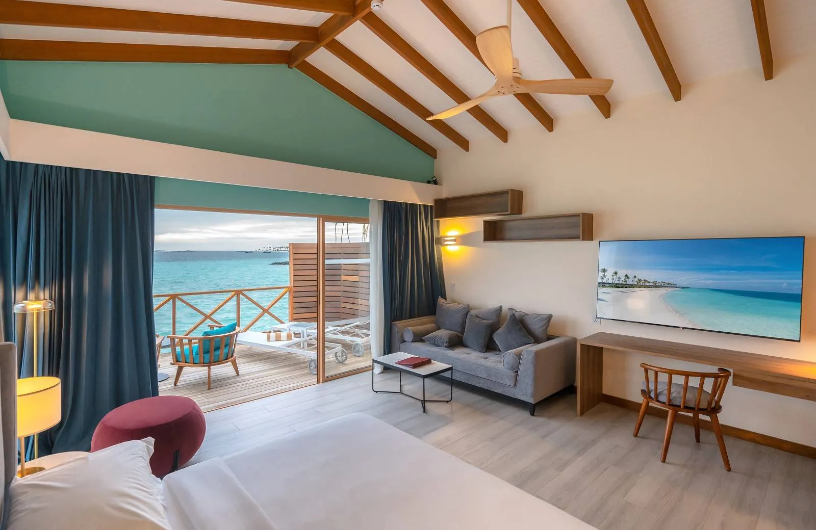 Joy Island Maldives 5*