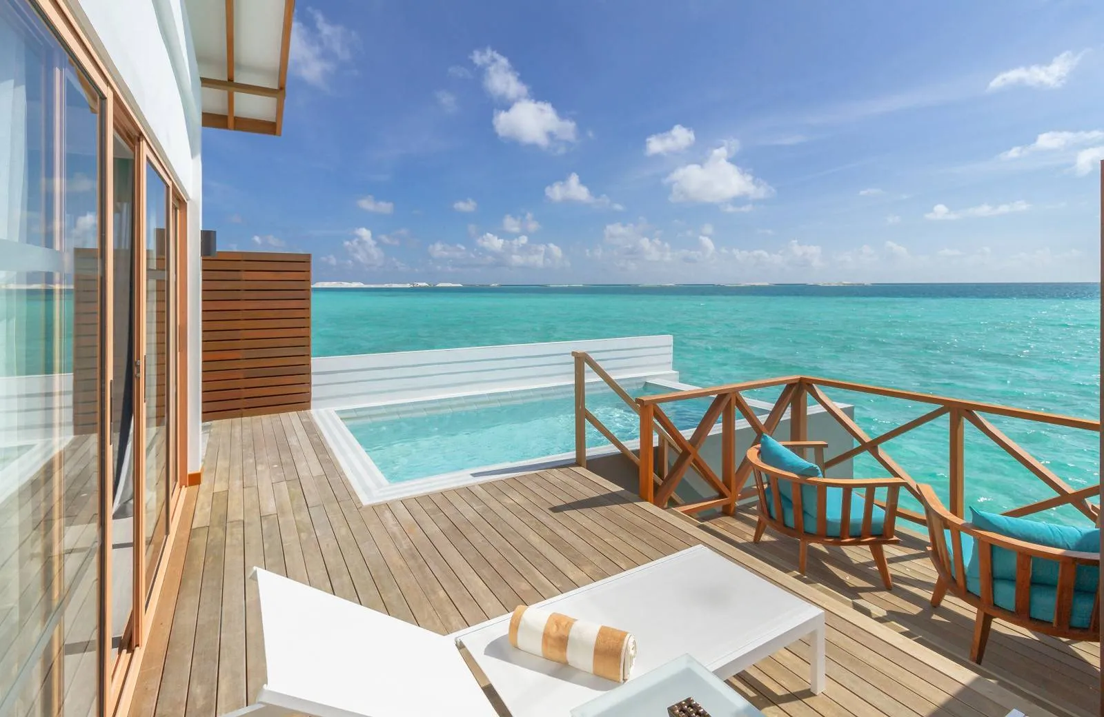 Joy Island Maldives 5*