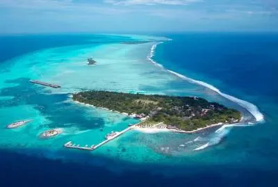 Adaaran Select Hudhuran Fushi 4*