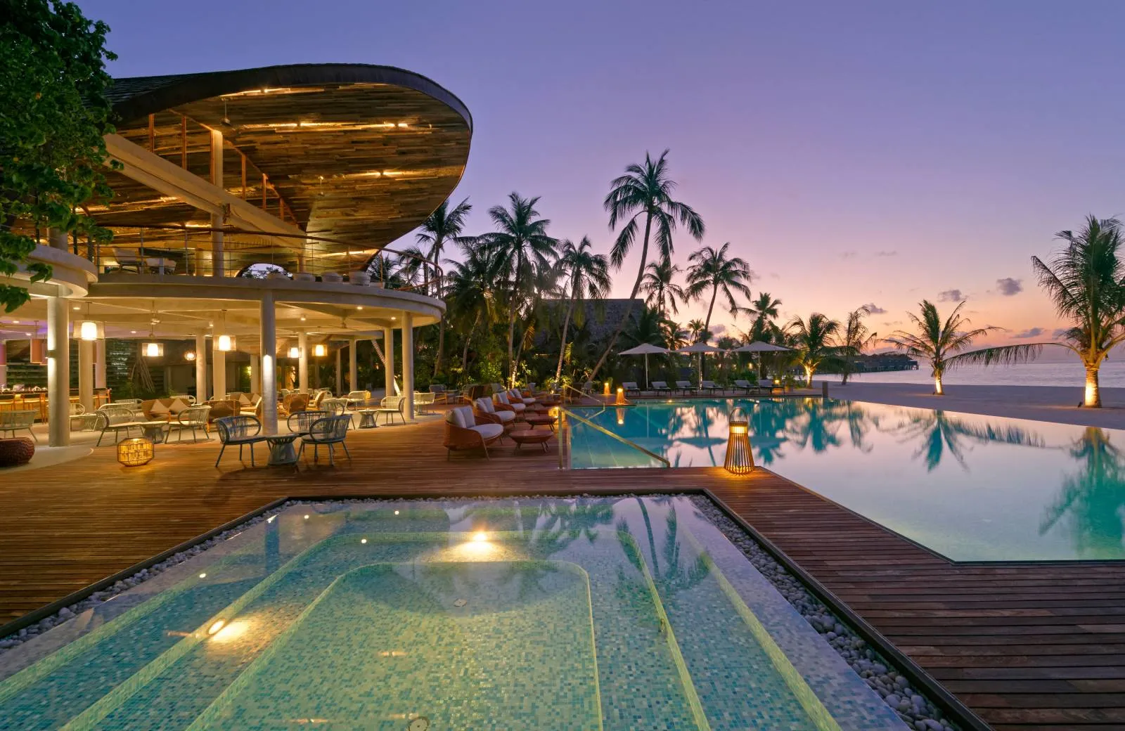 Outrigger Maldives Maafushivaru Resort 5*