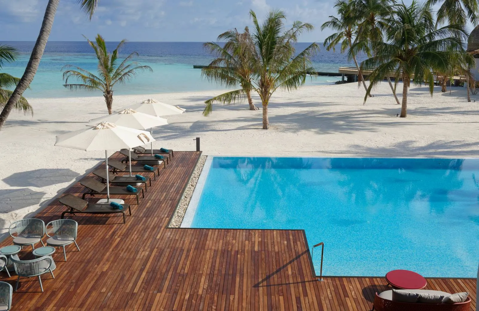 Outrigger Maldives Maafushivaru Resort 5*