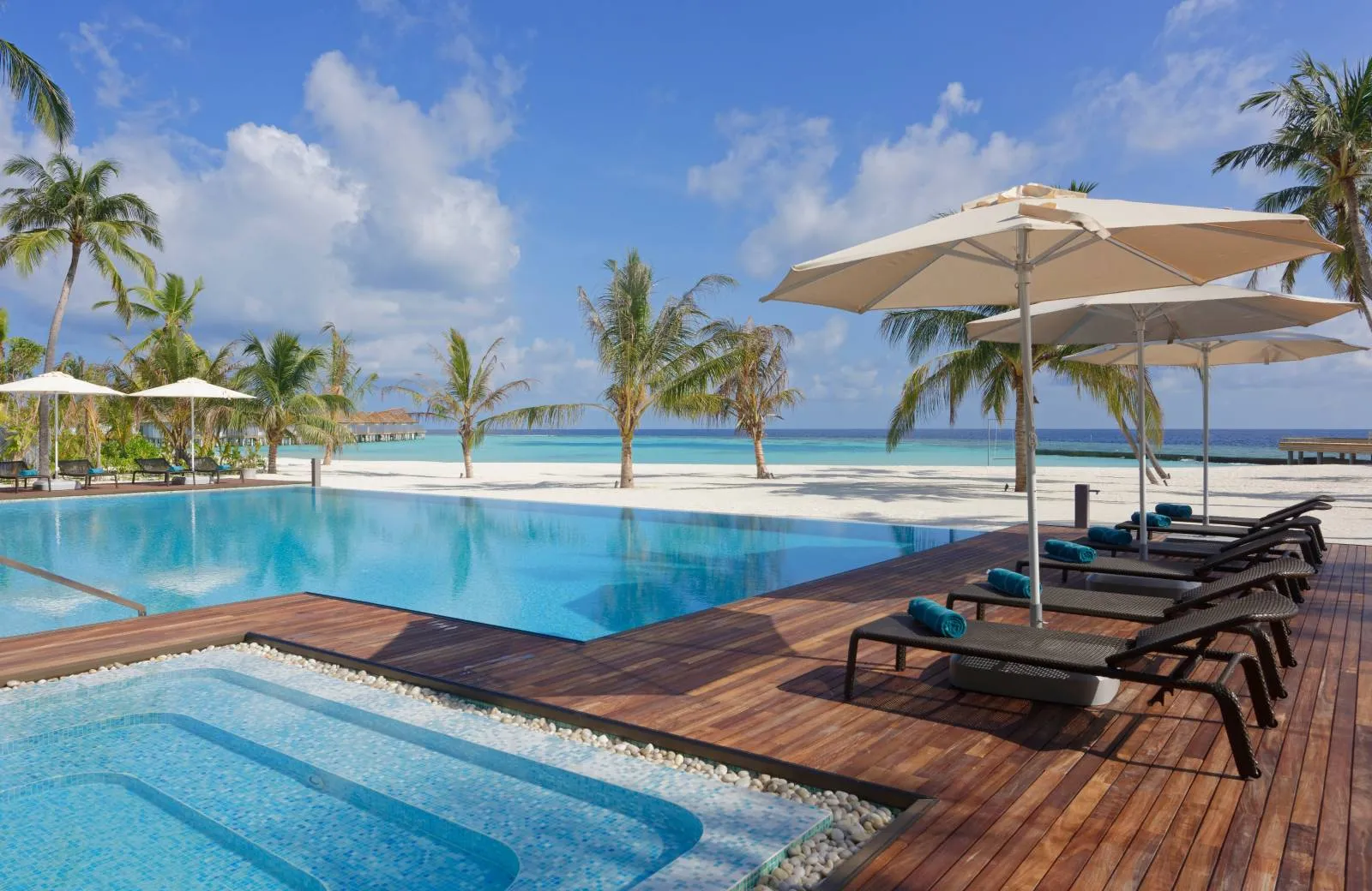 Outrigger Maldives Maafushivaru Resort 5*