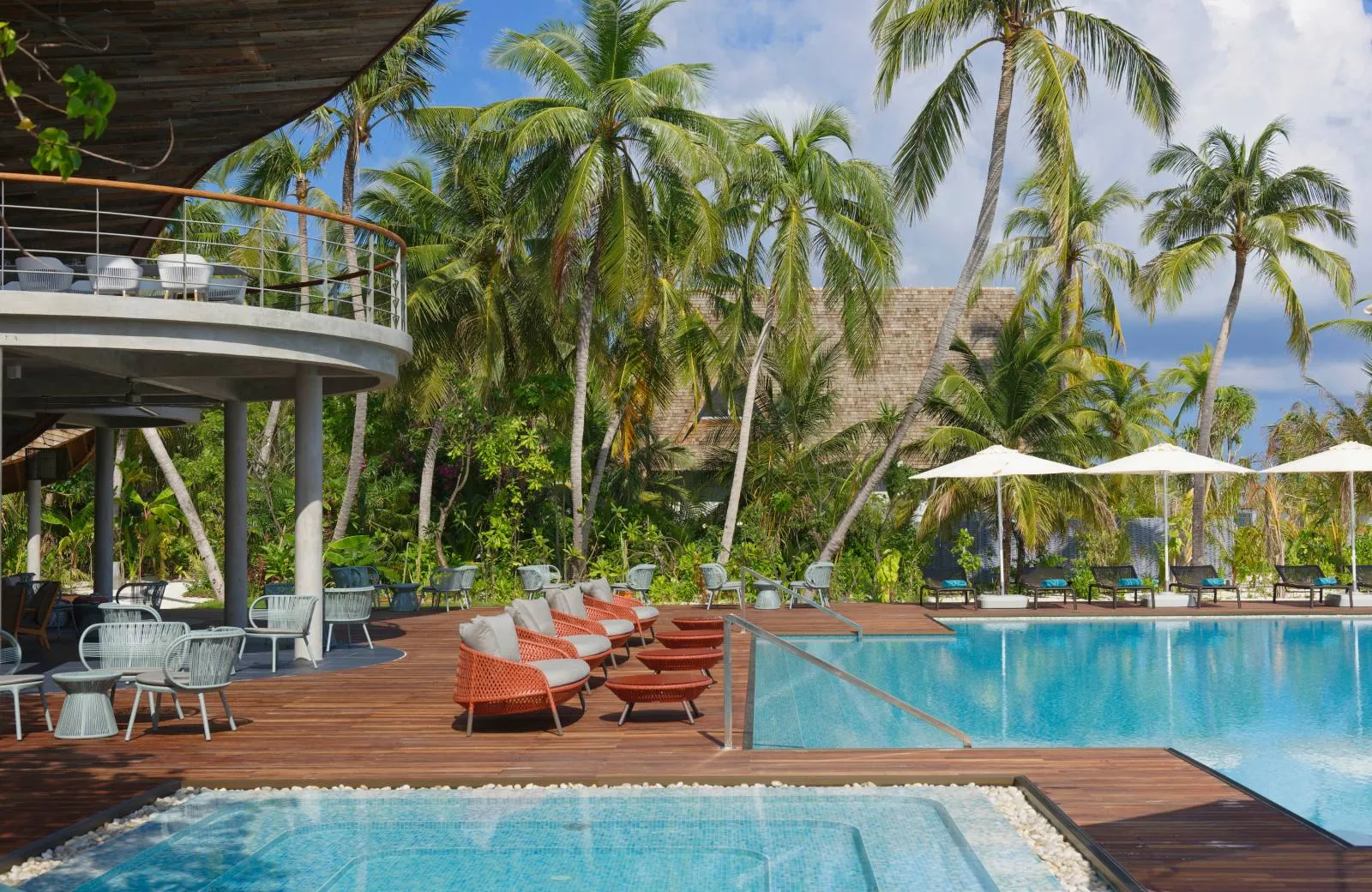 Outrigger Maldives Maafushivaru Resort 5*