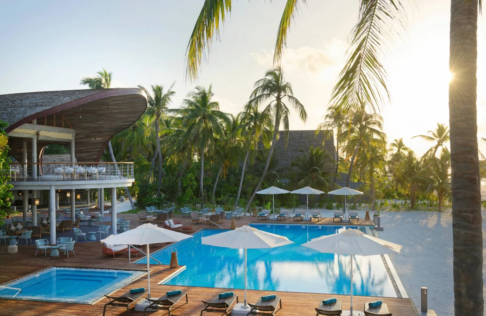 Outrigger Maldives Maafushivaru Resort 5*