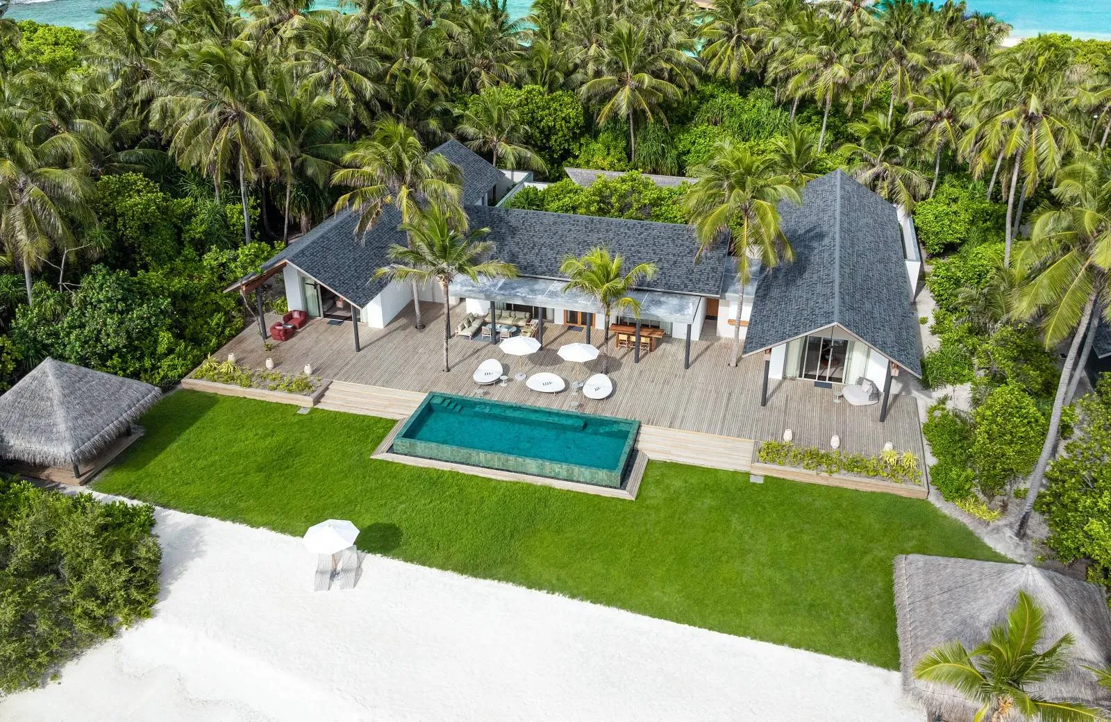 RAAYA by Atmosphere 5*