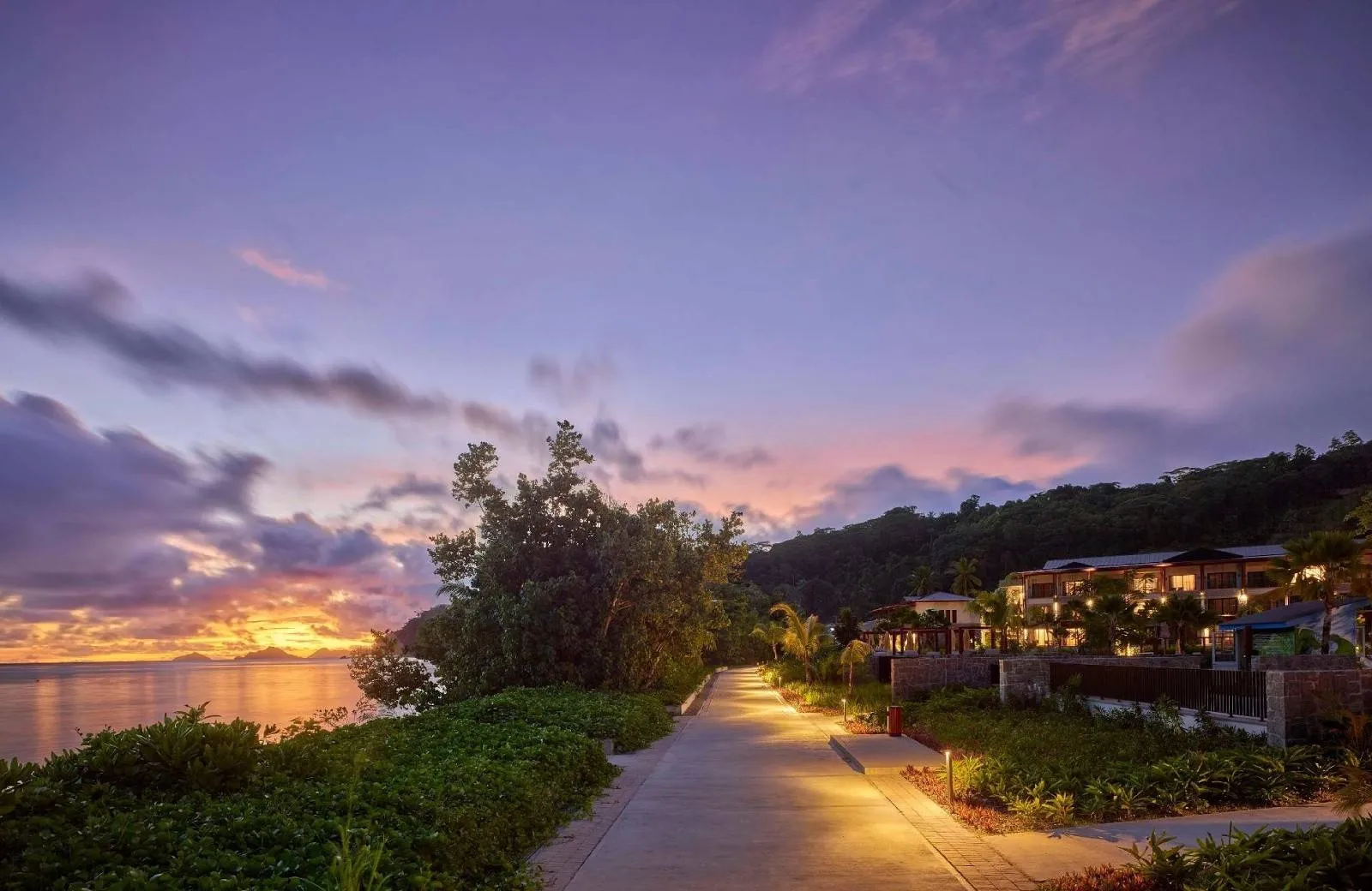 Canopy by Hilton Seychelles 4*