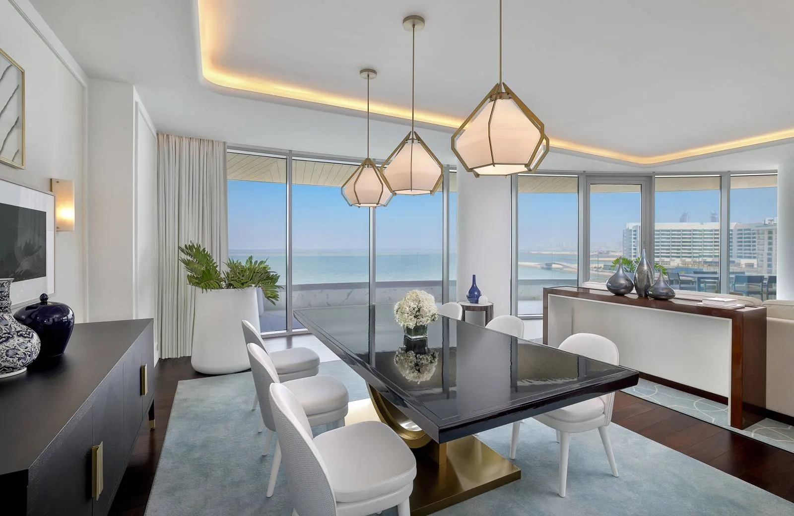 Waldorf Astoria Lusail, Doha 5*