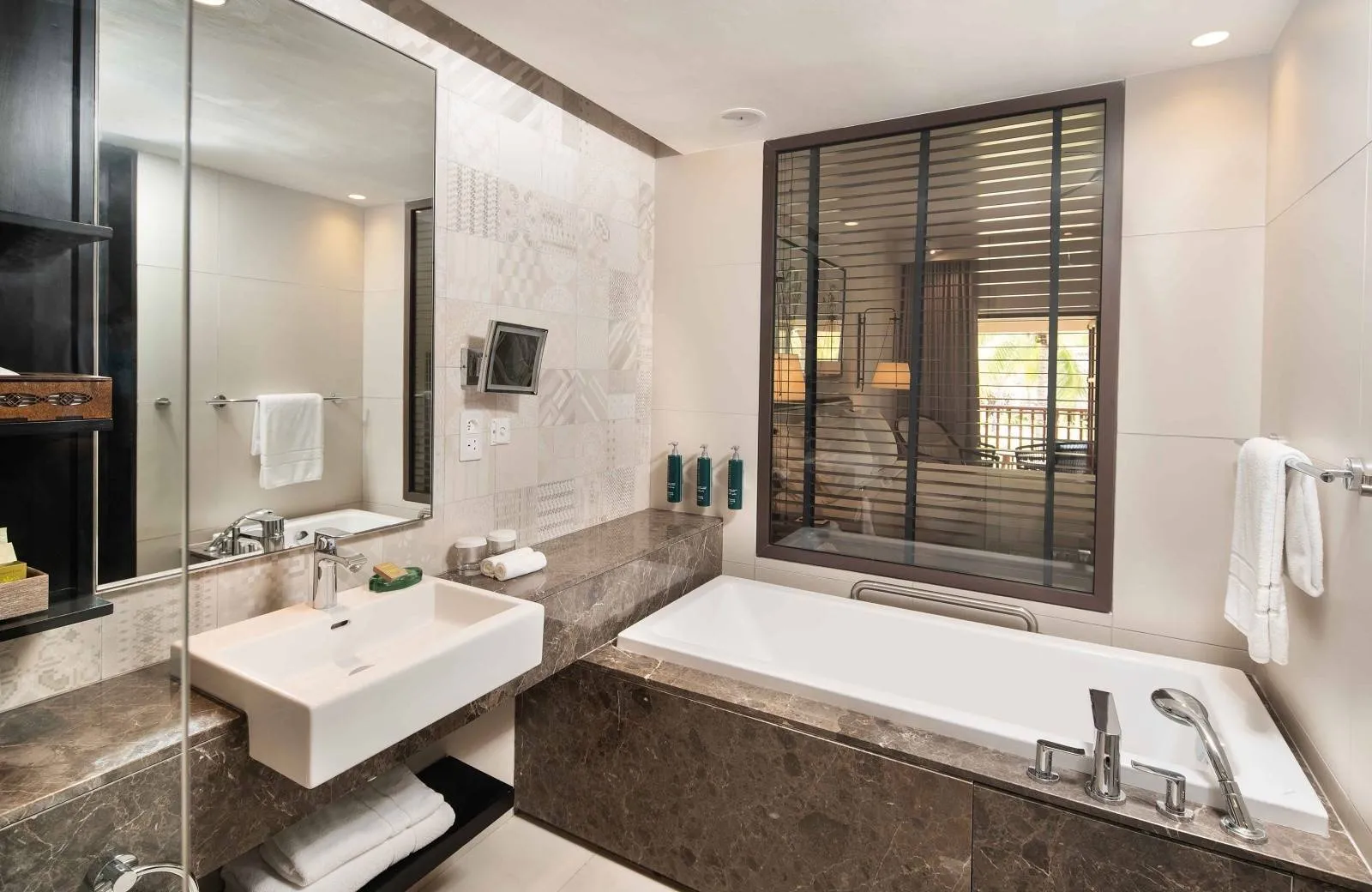 Hilton Mauritius Resort & Spa 5*