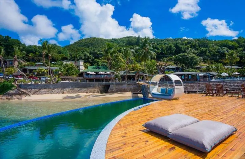 Coco de Mer Hotel & The Black Parrot Suites 4*