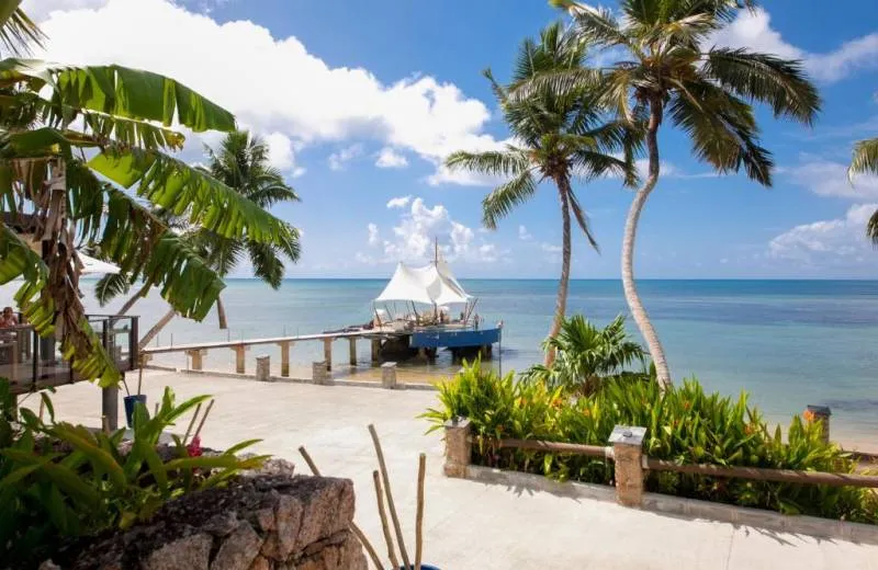 Coco de Mer Hotel & The Black Parrot Suites 4*
