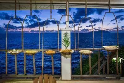 Bliss Hotel Mahe 4*