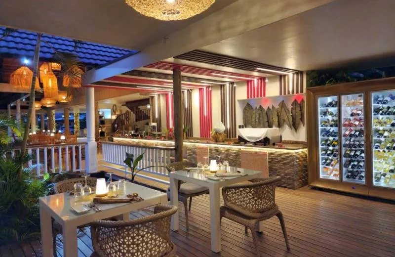 Le Duc De Praslin 4*