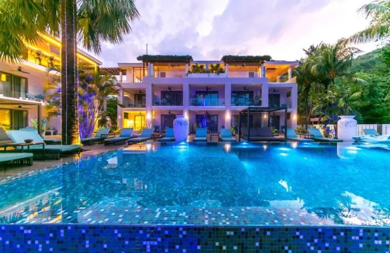 Le Duc De Praslin 4*