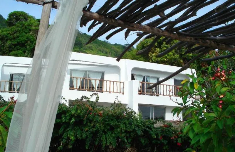Bliss Hotel Mahe 4*