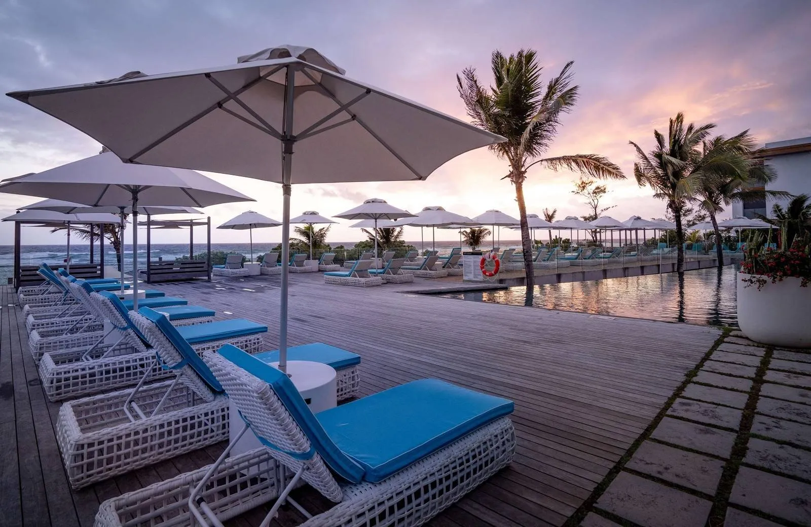 Radisson Blu Poste Lafayette Resort & Spa 4*