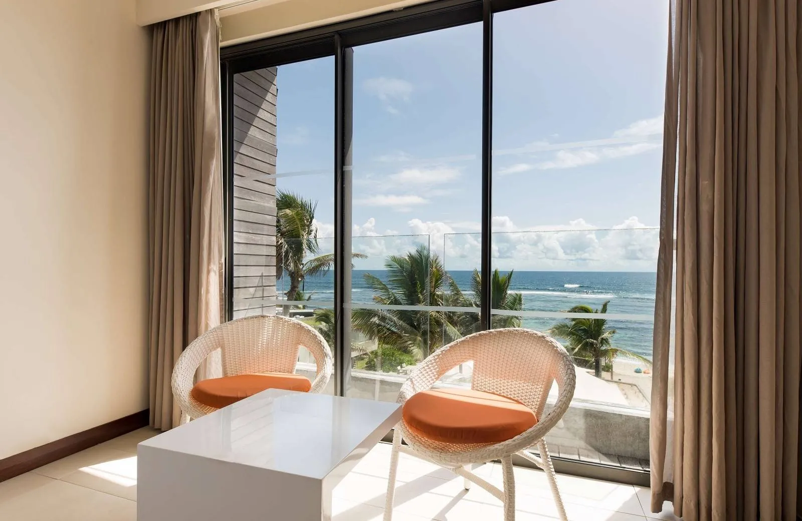 Radisson Blu Poste Lafayette Resort & Spa 4*