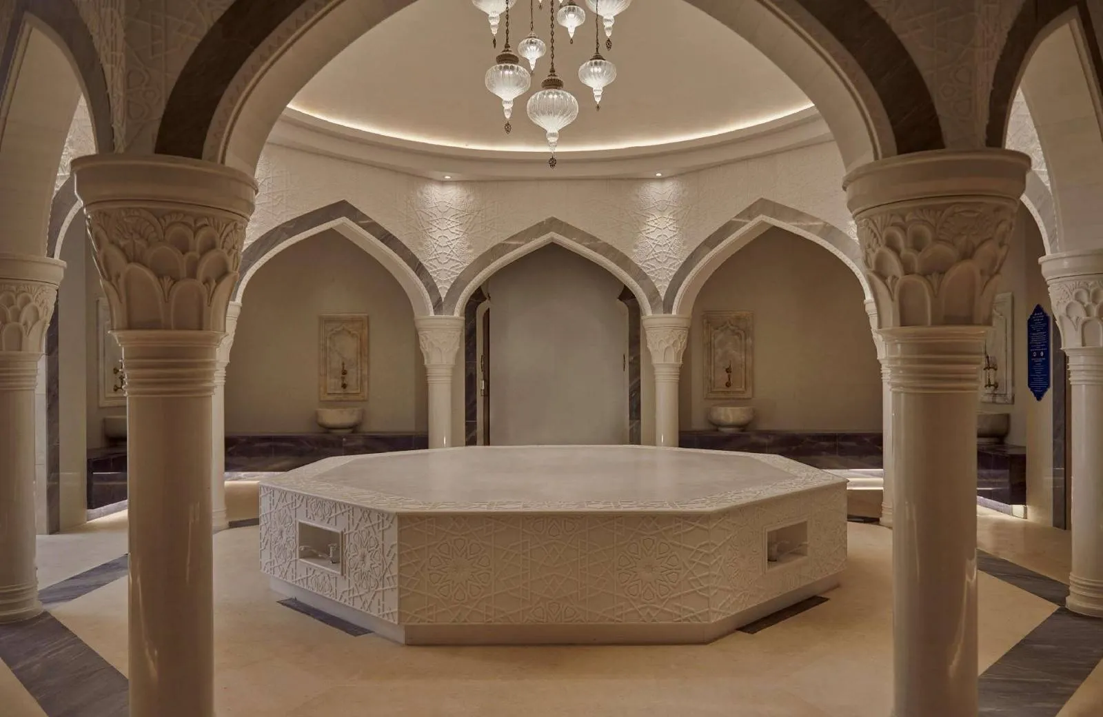 Hilton Salwa Beach Resort & Villas 5*