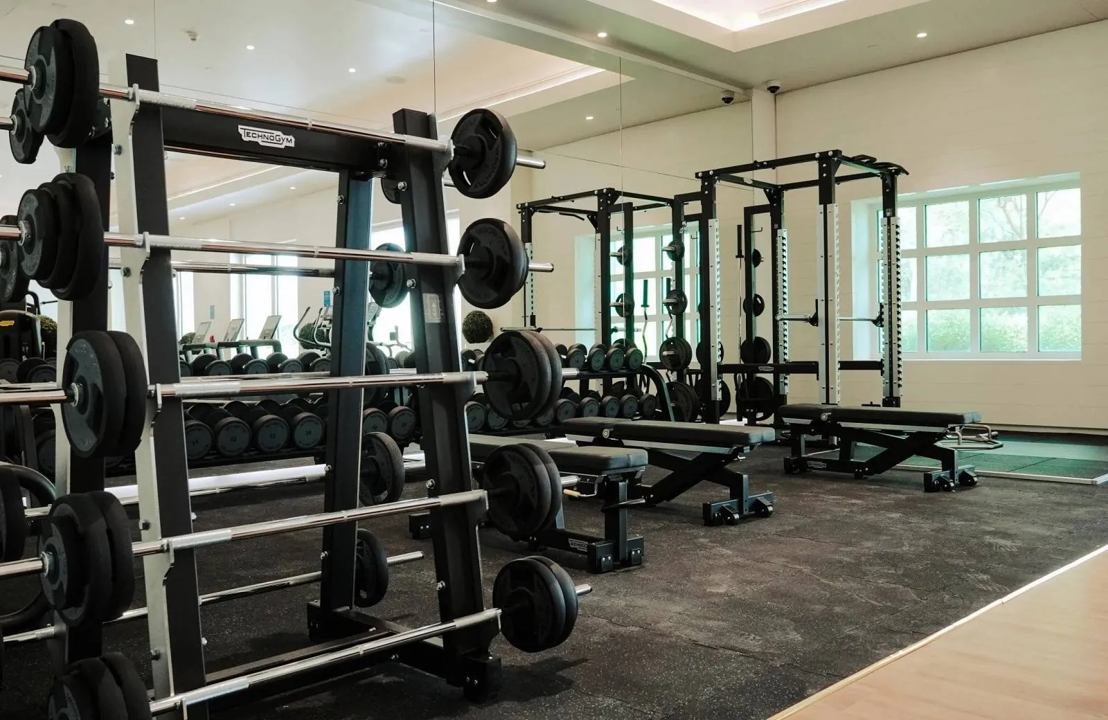 Hilton Salwa Beach Resort & Villas 5*