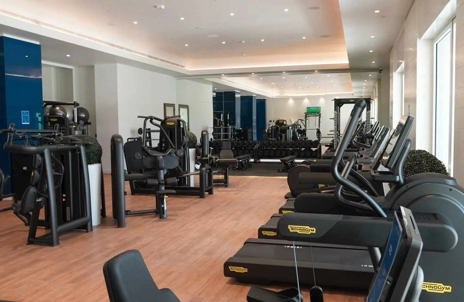 Hilton Salwa Beach Resort & Villas 5*